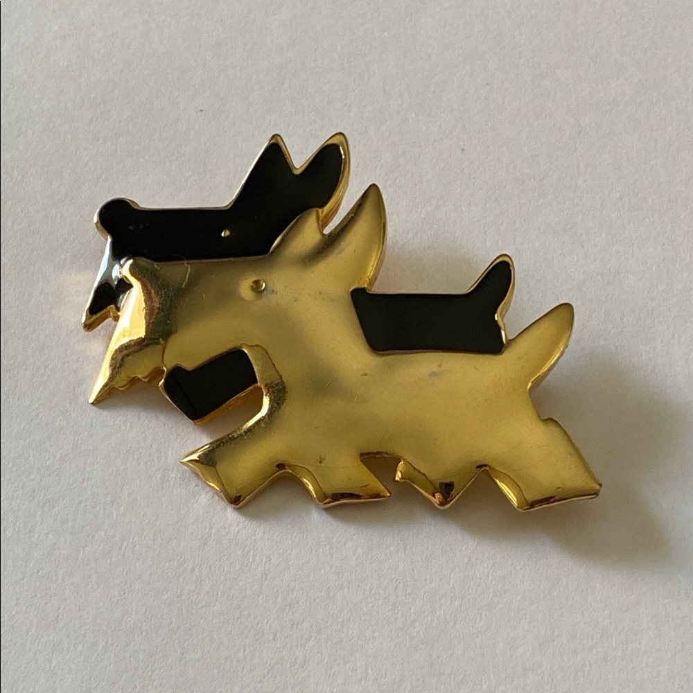 Vintage Women’s Costume Jewelry Gold Tone & Black Terrier Dogs Brooch No Marking